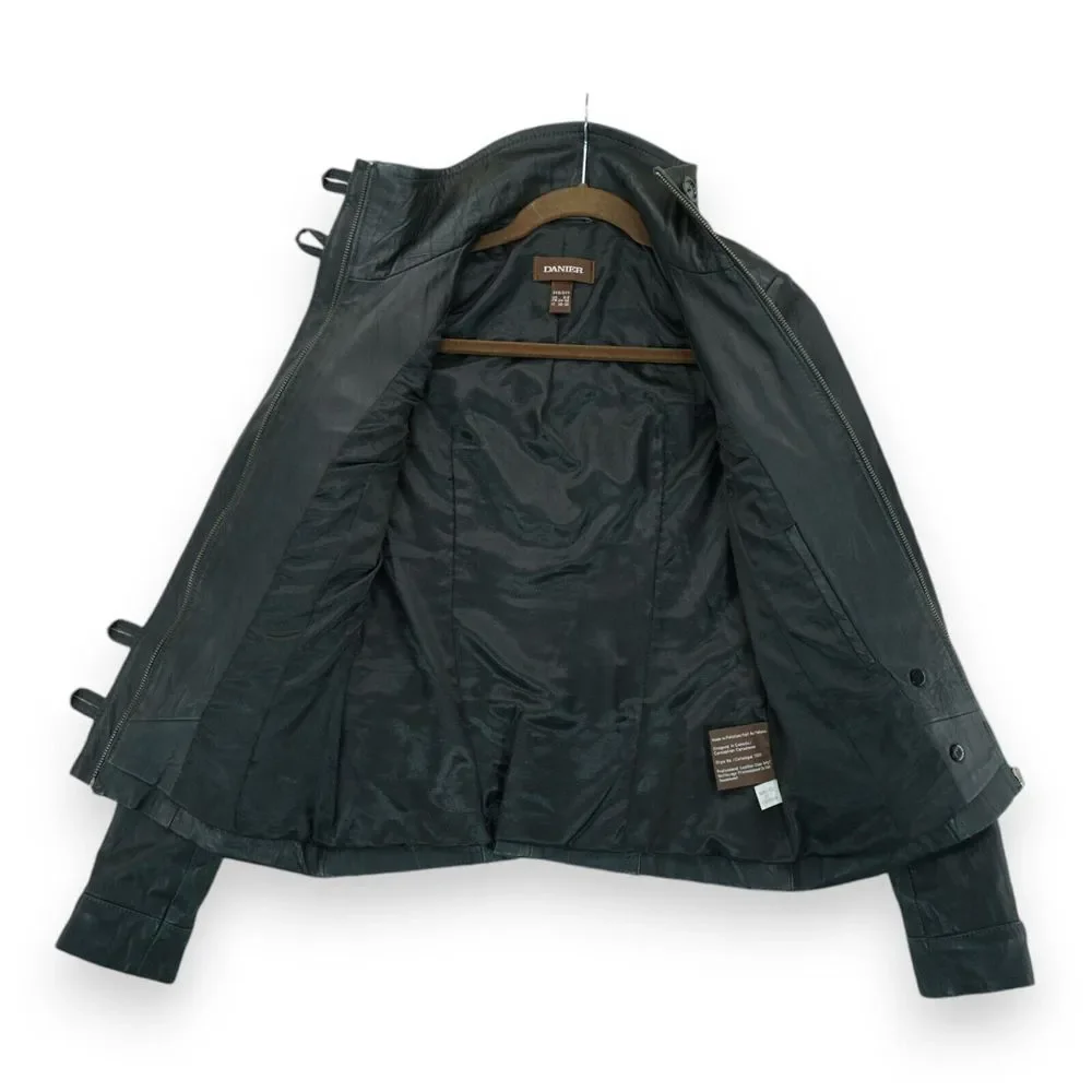 DANIER Women's Leather Jacket Full Zip Pockets‎ and Shoulder Tabs Size XXS ~ EUC